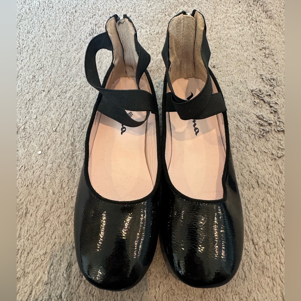 NINA Black Patent Leather Ballet Flats
Girls Nina Marissa Model
